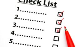Warum eine Checkliste für die Bestellung von Evakuierungshilfen?