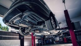 Auto Hebebühne richtig aufstellen und platzieren