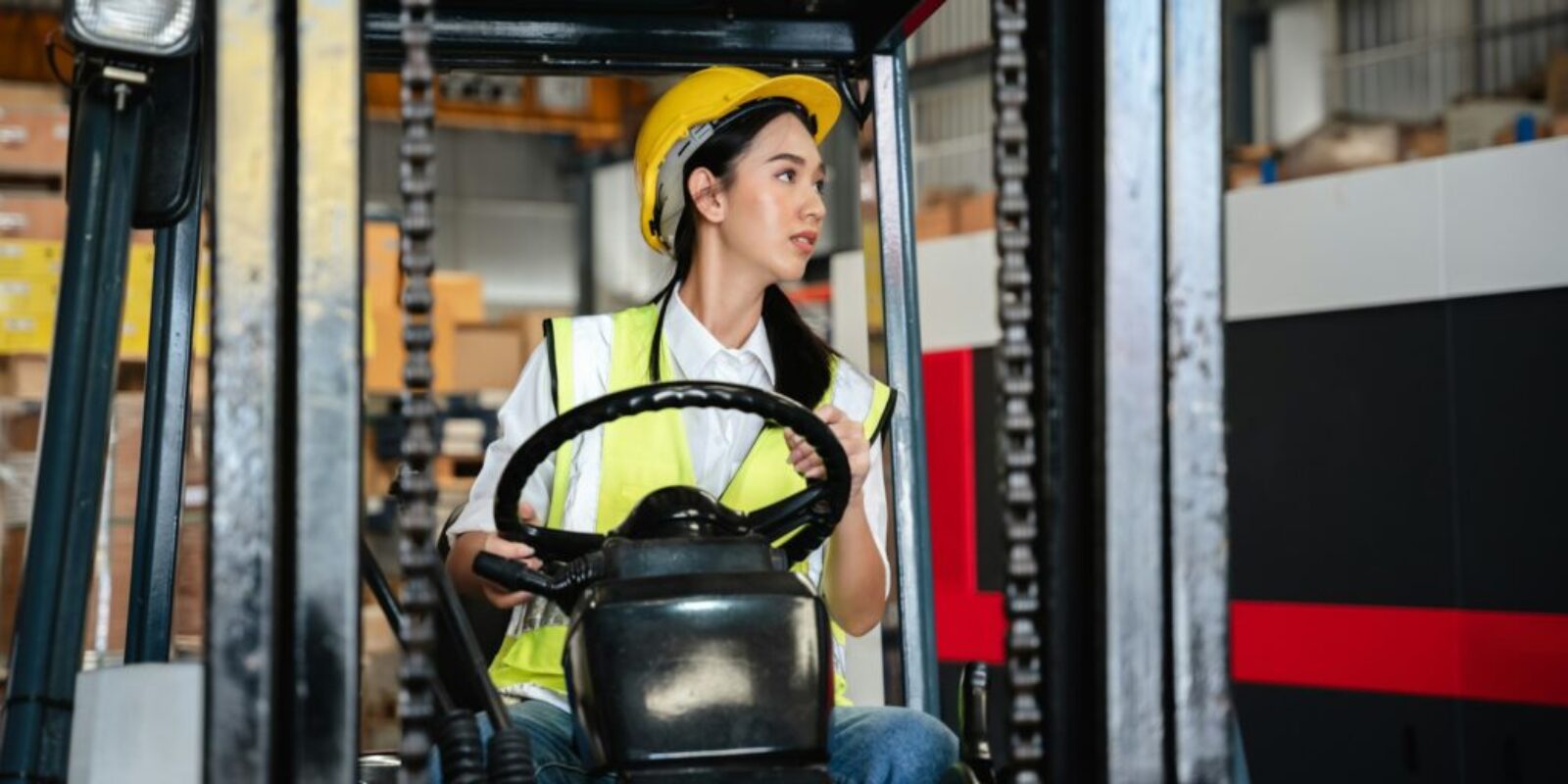 Warum sind Gabelstapler so wichtig in der Industrie?