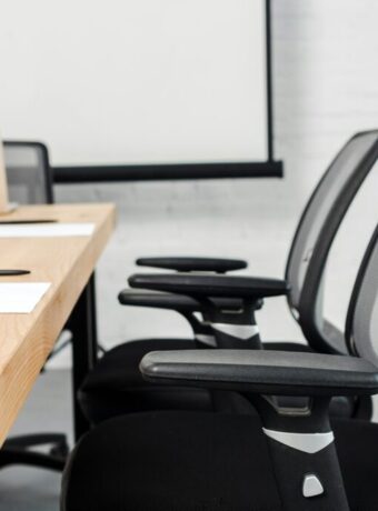 Was macht ergonomische Bürostühle aus?