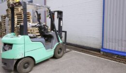Was ist der Preisebereich für gebrauchte Gabelstapler bei Lisman Forklifts?