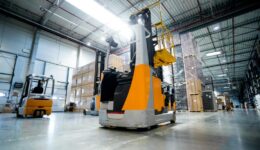 Welche Kleidung ist für Gabelstaplerfahrer vorgeschrieben?