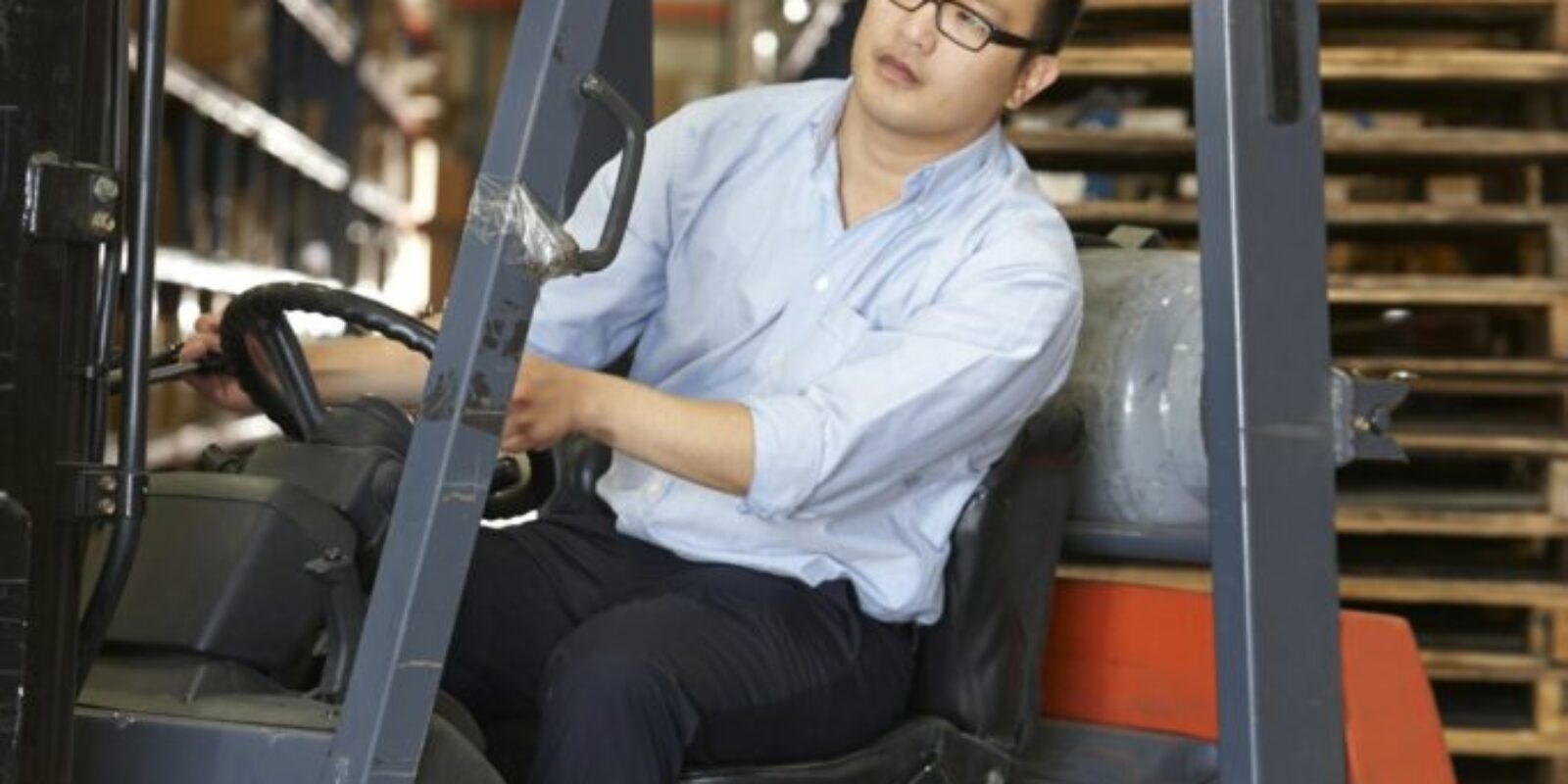 Welche Batterien gibt es für Elektro-Gabelstapler?