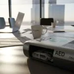 Büro braucht einen AED
